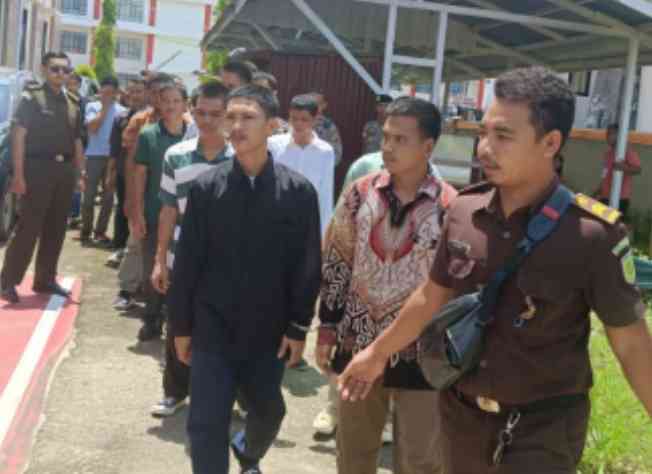 KEADILAN..? Tatang Selaku Salah Satu Tersangka 22 Pelaku PETI di Pelebur Boyan Tanjung Minta Keadilan, Bos PETI Juga  Harus Diproses Hukum